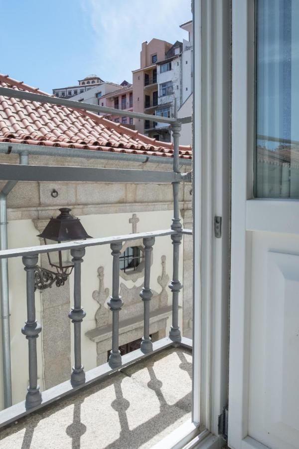 Boutique Rentals-Flores Chic In Historical Center Porto Exterior foto